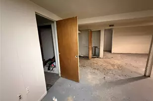 10536 Durness Dr, Saint Louis, MO 63137 - Photo 33