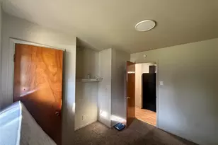 10536 Durness Dr, Saint Louis, MO 63137 - Photo 19