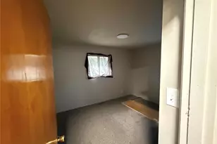 10536 Durness Dr, Saint Louis, MO 63137 - Photo 21