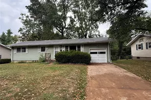 125 Forestwood Dr, Saint Louis, MO 63135 - Photo 3