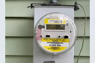 125 Forestwood Drive, Saint Louis, MO 63135 - Photo 11