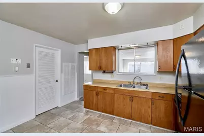 1730 Kay Drive, Florissant, MO 63031 - Photo 11