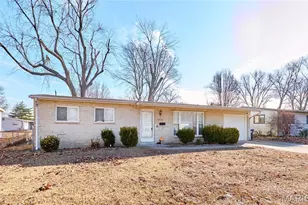 1730 Kay Dr, Florissant, MO 63031 - Photo 3