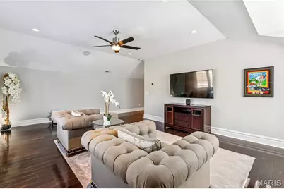 1 Tuscany Park, Clayton, MO 63105 - Photo 41