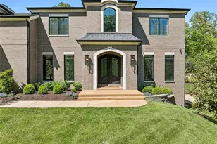 1 Tuscany Park, Clayton, MO 63105 - Photo 3