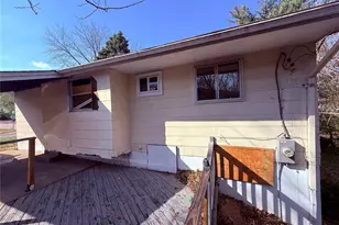 10416 Durness Dr, Saint Louis, MO 63137 - Photo 37