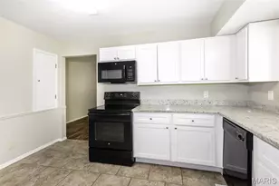 3754 Monsols, Florissant, MO 63034 - Photo 7