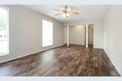 3754 Monsols, Florissant, MO 63034 - Photo 3