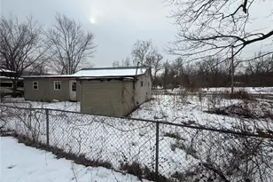 557 Gallatin Dr, Bismarck, MO 63624 - Photo 5