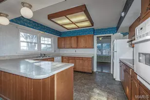 30 N Joyce Ellen Way, Saint Peters, MO 63376 - Photo 9