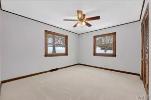 6 Castle Dr, Florissant, MO 63034 - Photo 13