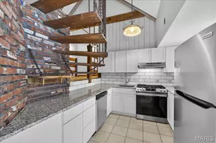 6 Castle Dr, Florissant, MO 63034 - Photo 11