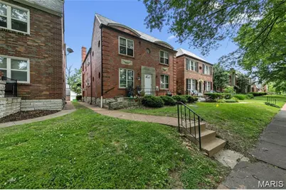 6614 Devonshire Avenue, Saint Louis, MO 63109 - Photo 1