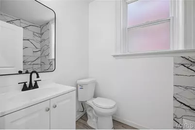 816 McLaran Avenue, Saint Louis, MO 63147 - Photo 11