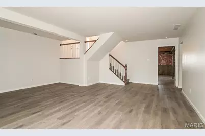 16504 Forest Pine Drive, Ballwin, MO 63011 - Photo 7