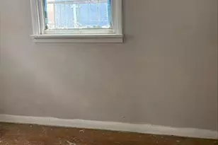 10235 Lord Dr, Saint Louis, MO 63136 - Photo 7