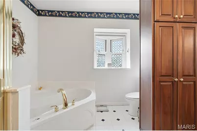 3839 Federer Place, Saint Louis, MO 63116 - Photo 13