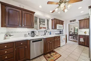 3839 Federer Pl, Saint Louis, MO 63116 - Photo 7