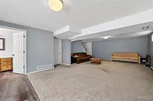 244 E Governor Pl, Saint Charles, MO 63301 - Photo 21