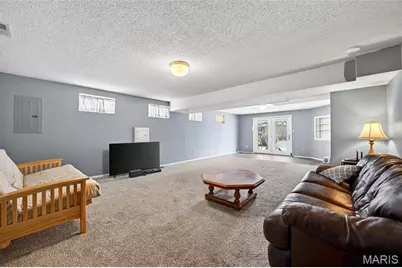 244 E Governor Place, Saint Charles, MO 63301 - Photo 19