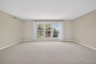 561 Sarah Ln, Saint Louis, MO 63141 - Photo 15