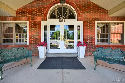 561 Sarah Lane #204, Saint Louis, MO 63141 - Photo 1