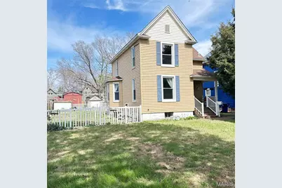 6969 Marquette Avenue, Saint Louis, MO 63139 - Photo 1