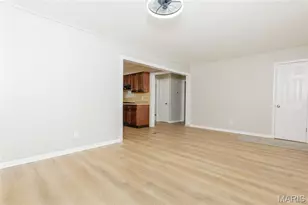 8871 Boyce Pl, Jennings, MO 63136 - Photo 5