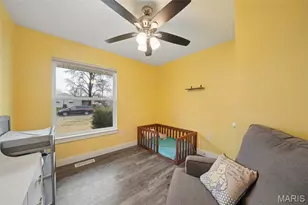 384 Peffer Ln, Fenton, MO 63026 - Photo 11
