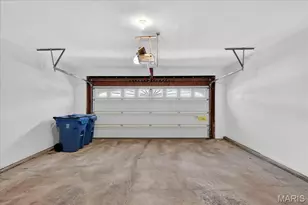 1989 Cedarmill Dr, Chesterfield, MO 63017 - Photo 43