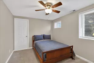 1989 Cedarmill Dr, Chesterfield, MO 63017 - Photo 35