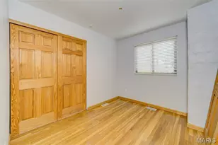 12071 Ameling Rd, Maryland Heights, MO 63043 - Photo 19