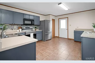 380 Crooked Creek View Lane, Moscow Mills, MO 63362 - Photo 9