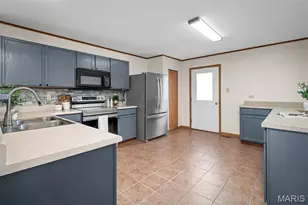 380 Crooked Creek View Ln, Moscow Mills, MO 63362 - Photo 9