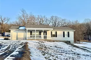 520 Grove St, Bonne Terre, MO 63628 - Photo 1