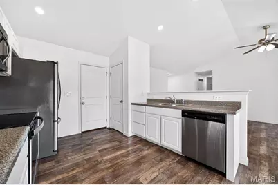 141 Rockford Drive, Troy, MO 63379 - Photo 9