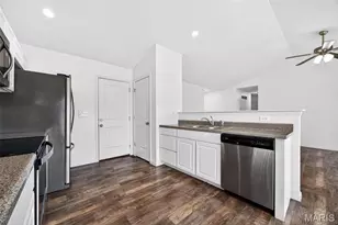 141 Rockford Dr, Troy, MO 63379 - Photo 9