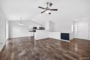 141 Rockford Dr, Troy, MO 63379 - Photo 5