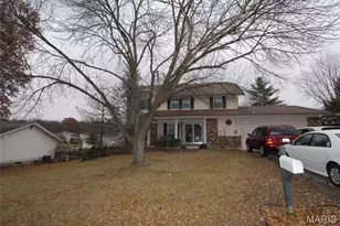 4 Oak Park Dr, Saint Charles, MO 63376 - Photo 1