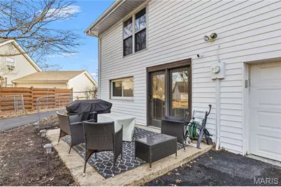 717 Woodrun Drive, Ballwin, MO 63021 - Photo 9