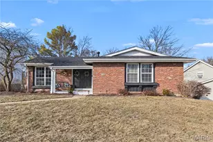 717 Woodrun Dr, Ballwin, MO 63021 - Photo 1