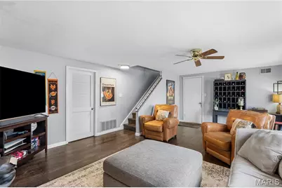 717 Woodrun Drive, Ballwin, MO 63021 - Photo 7