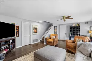 717 Woodrun Dr, Ballwin, MO 63021 - Photo 7