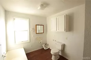 210 Taylor St, Sullivan, MO 63080 - Photo 5