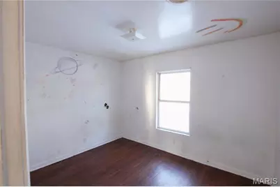 210 Taylor Street, Sullivan, MO 63080 - Photo 9