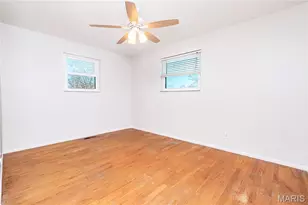 9836 Charwick Dr, Saint Louis, MO 63128 - Photo 25