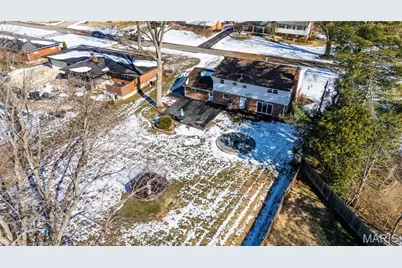 9836 Charwick Drive, Saint Louis, MO 63128 - Photo 47