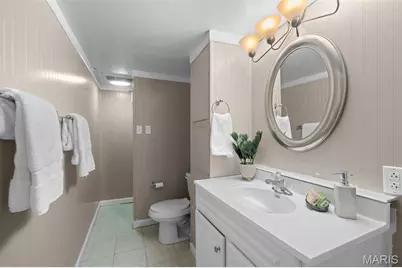 7560 Stanford Avenue, University City, MO 63130 - Photo 41