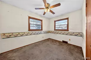 1451 Farmview Ave, Saint Louis, MO 63138 - Photo 7