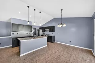 101 Kensington Palace Dr, Troy, MO 63379 - Photo 9